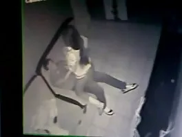 Абигейл Мак съблазнява непознатия да кели брук порно проникне в тясната й дупка