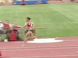 Misty Stone чука бяло момче в порнотелевизия леглото
