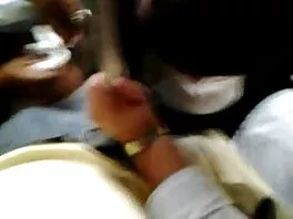 Бледа млада тийнейджърка получава безплатни секс видеа лице